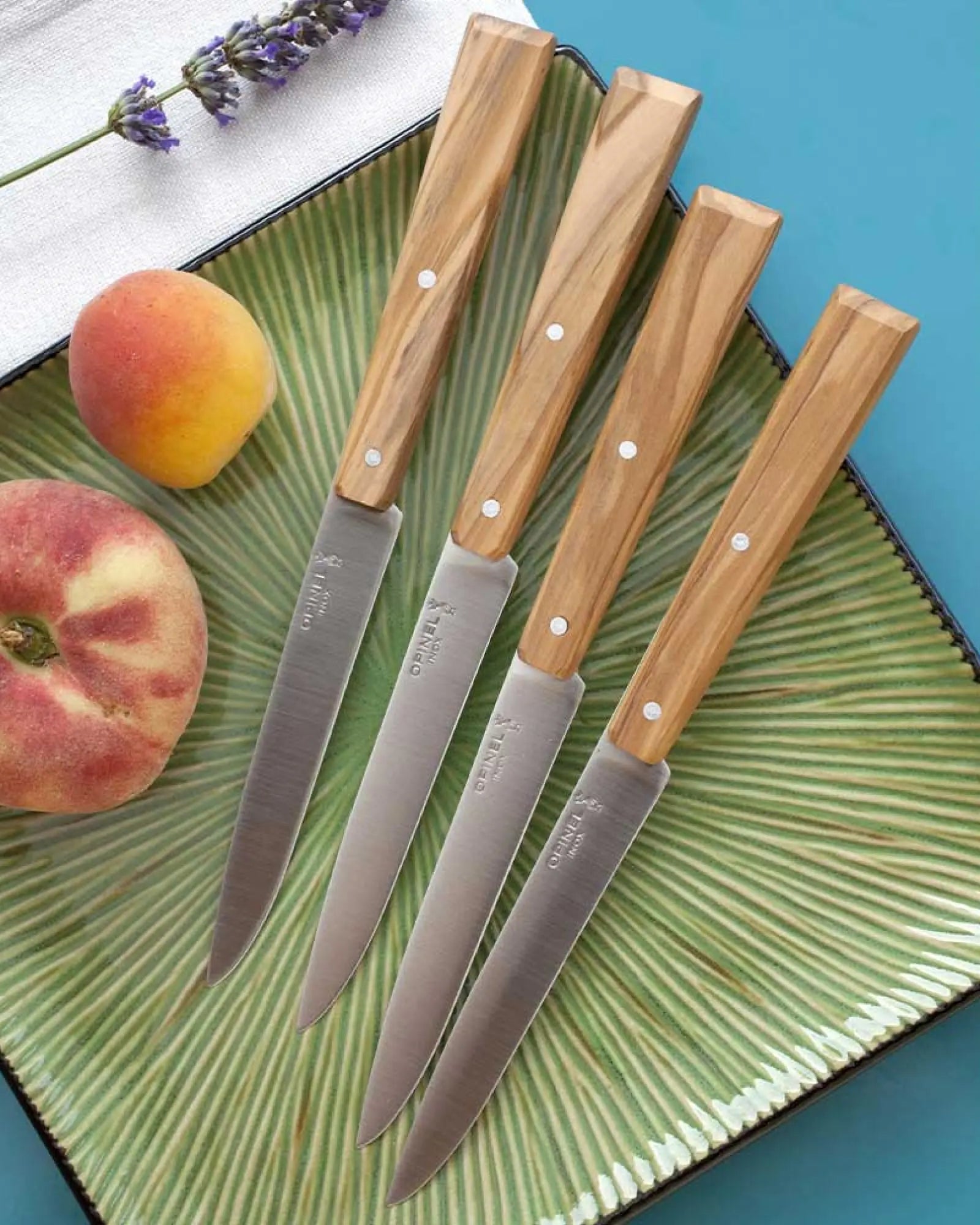 Messenset olijfhout Opinel Bon Appétit om te personaliseren - 2