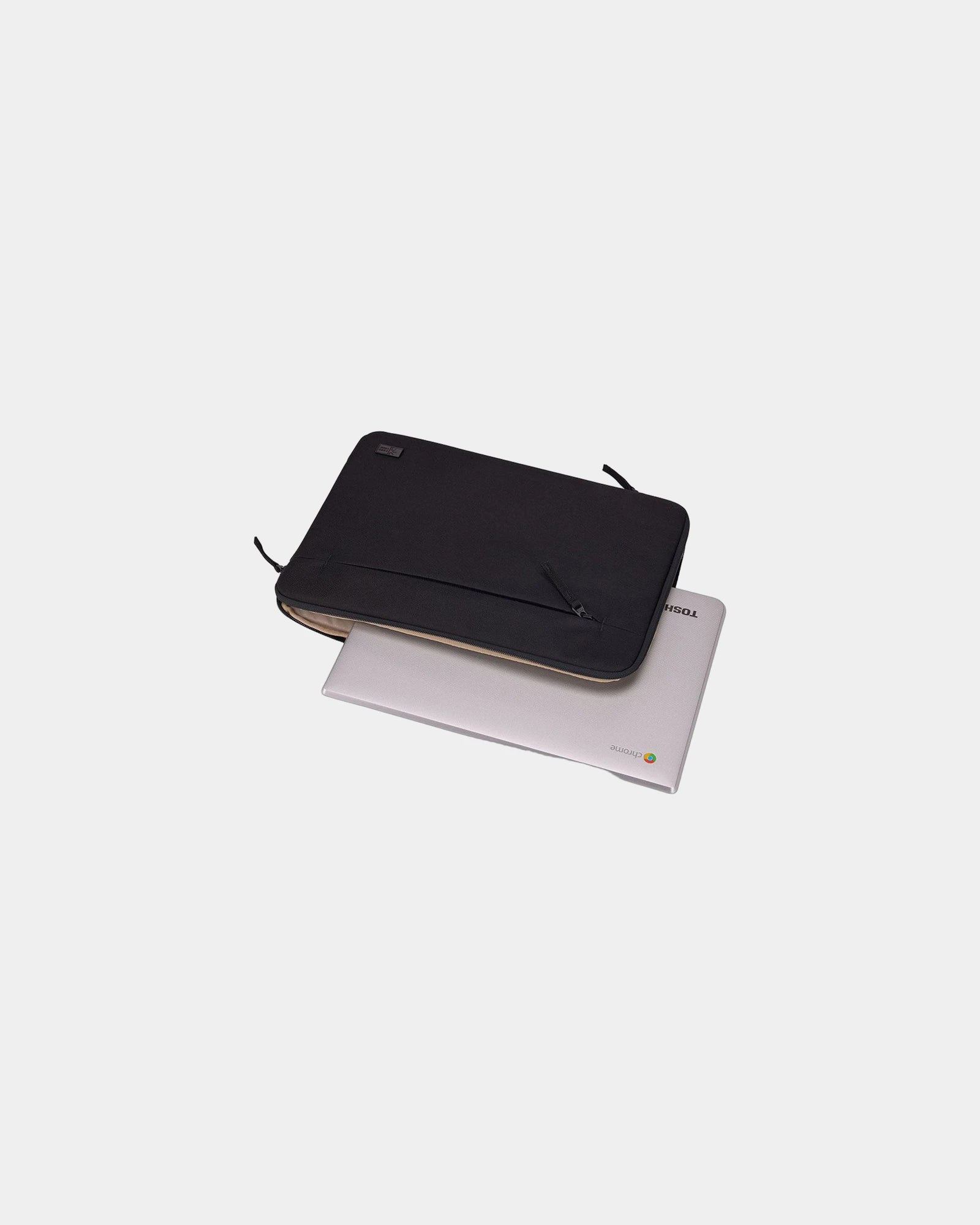 Laptophoes gerecycled Case Logic Invigo om te personaliseren - 15