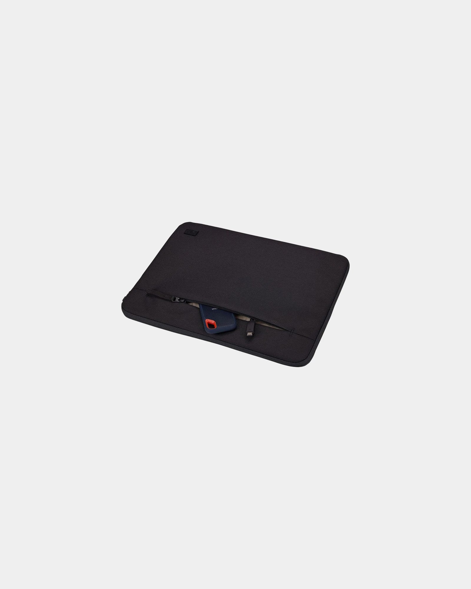 Laptophoes gerecycled Case Logic Invigo om te personaliseren - 13