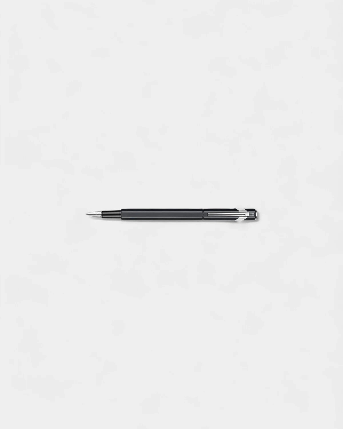 Caran d'Ache Plume balpen om te personaliseren - 18