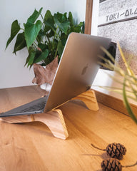 Laptopstandaard gerecycled hout Altxa om te personaliseren