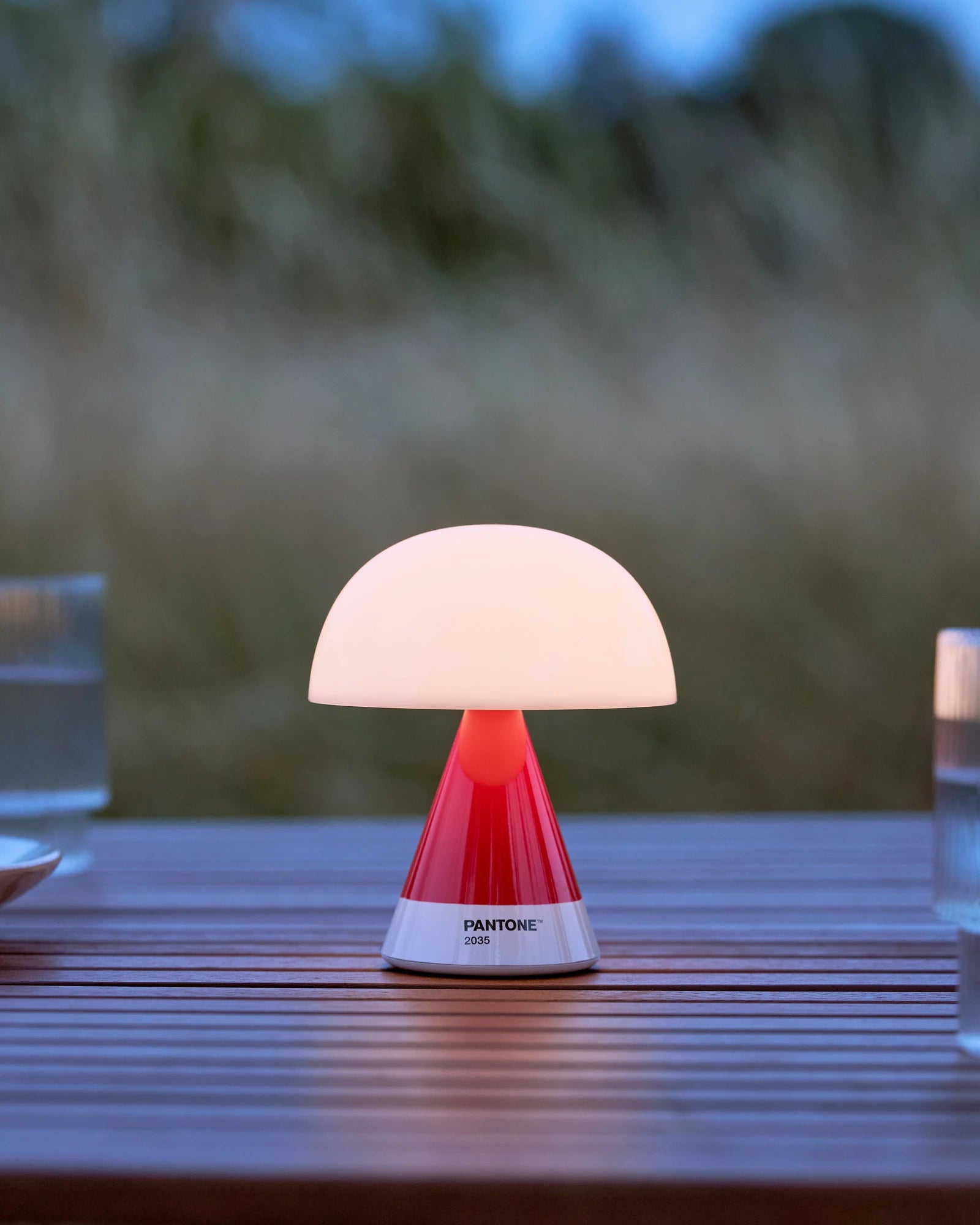 LED-lamp Lexon Mina M spatwaterdicht om te personaliseren - 26