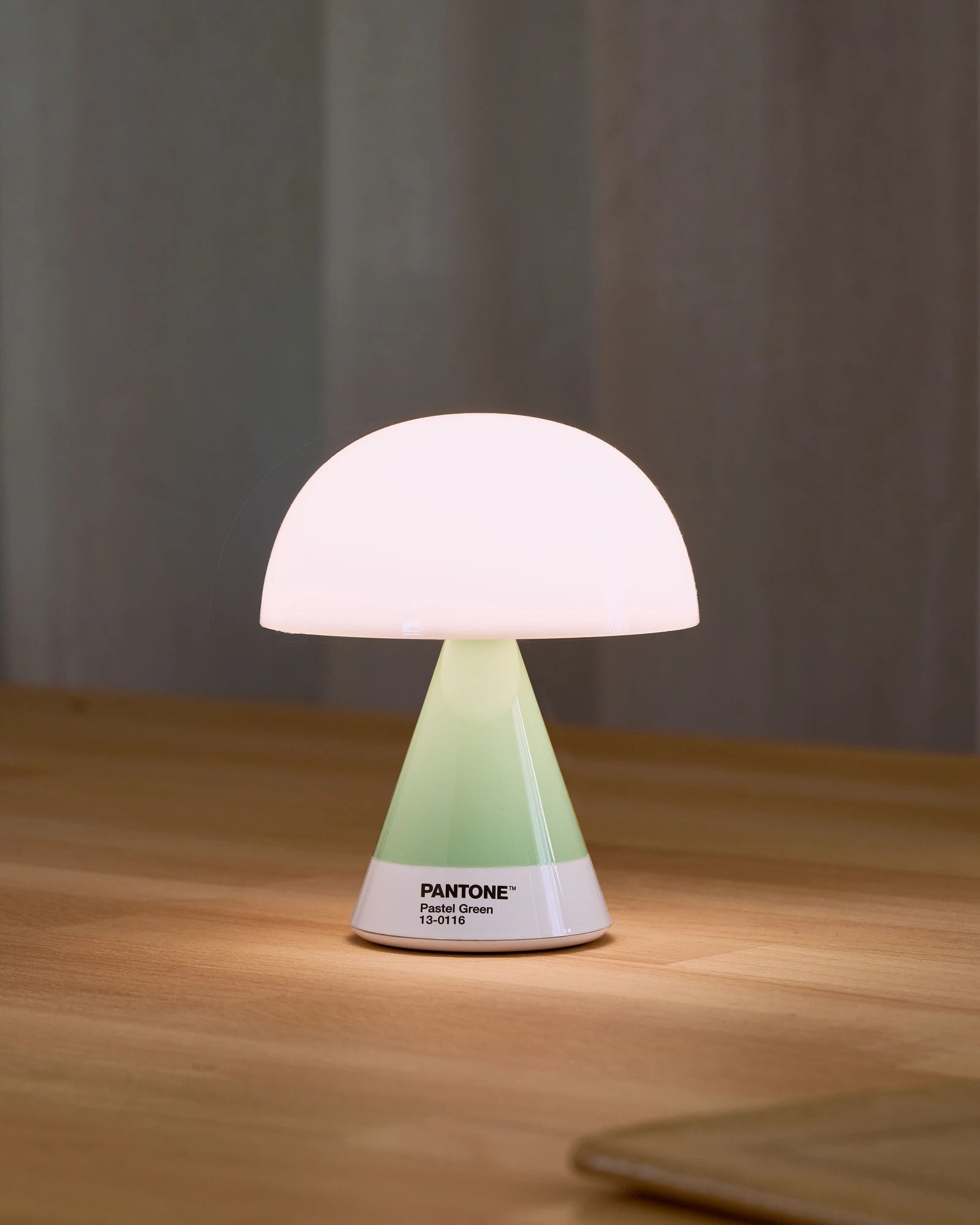 LED-lamp Lexon Mina M spatwaterdicht om te personaliseren - 34