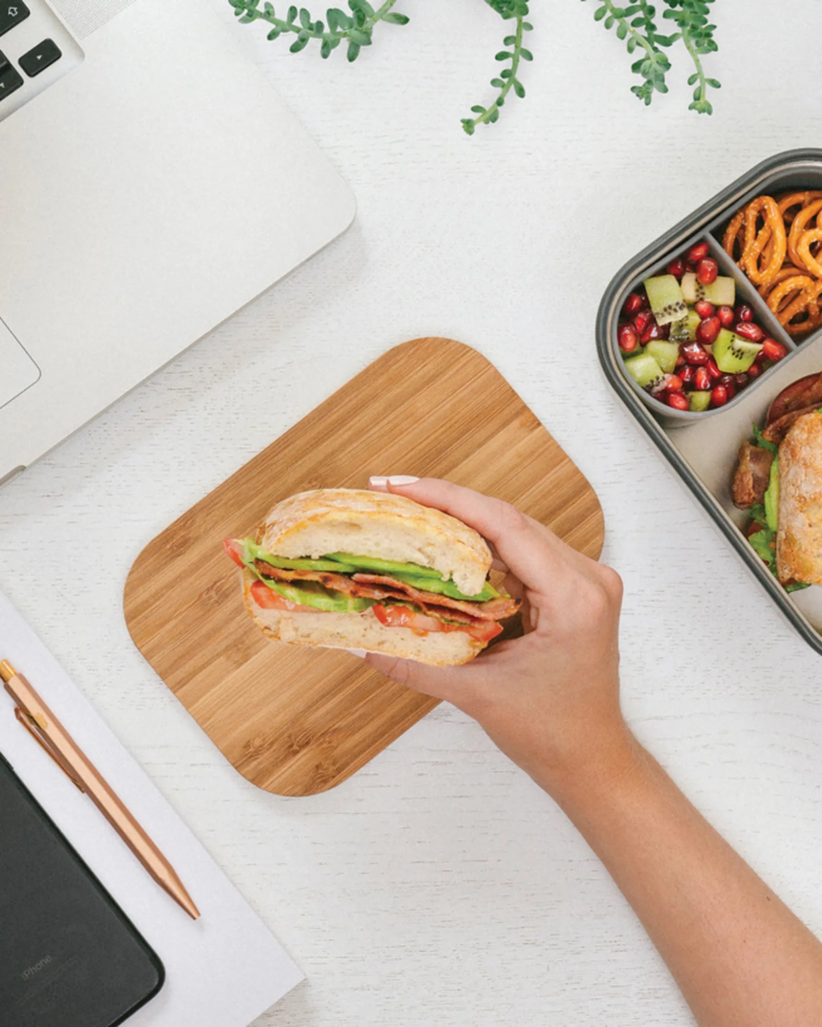 Lunchbox rvs Black + Blum 1,25L om te personaliseren - 5