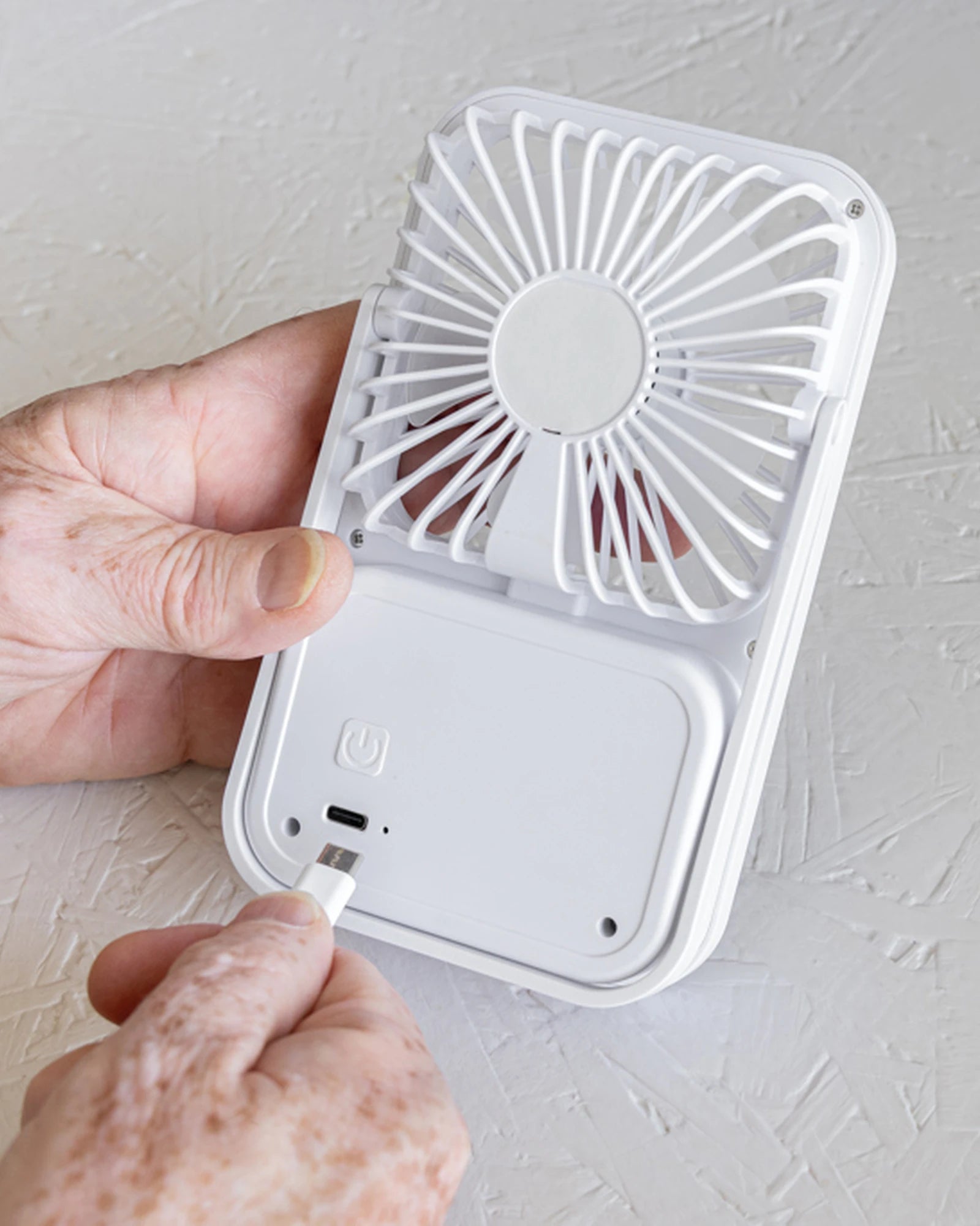 Bureauventilator gerecycled plastic RCS om te personaliseren - 11