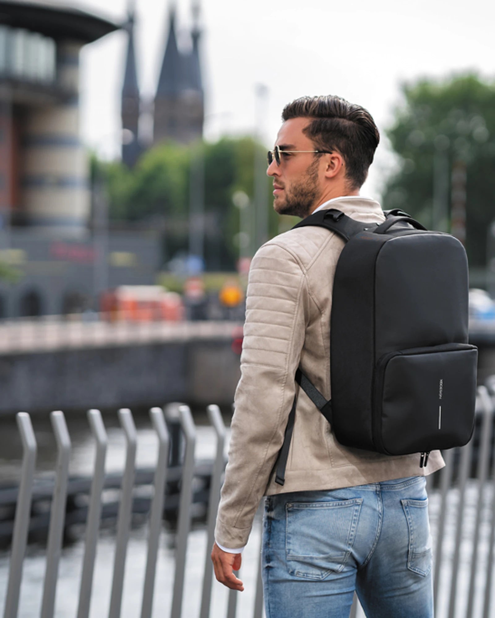 Rugzak antidiefstal gerecycled RPET 24L om te personaliseren - 9