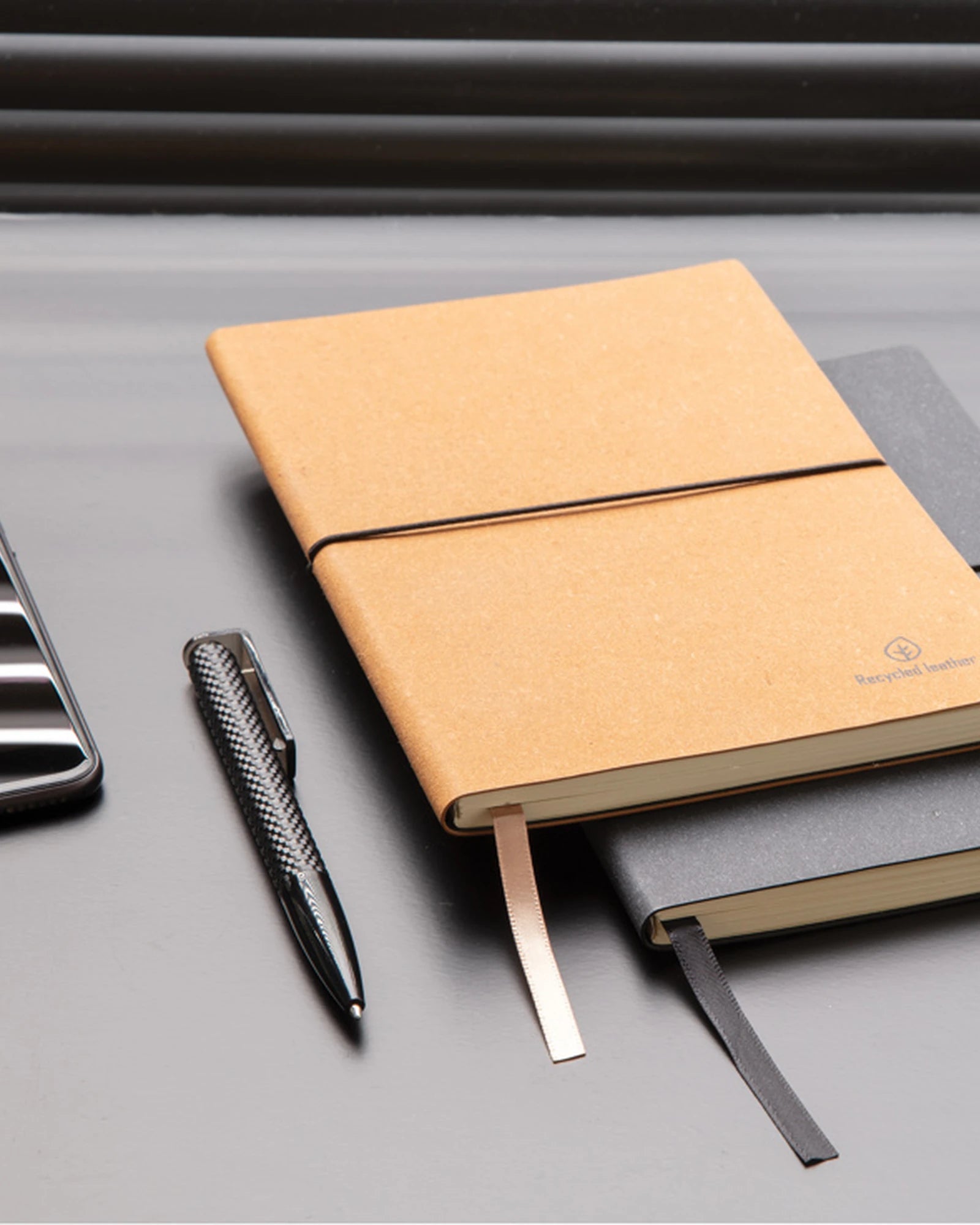 Notitieboek A5 gerecycled leer GRS om te personaliseren - 14