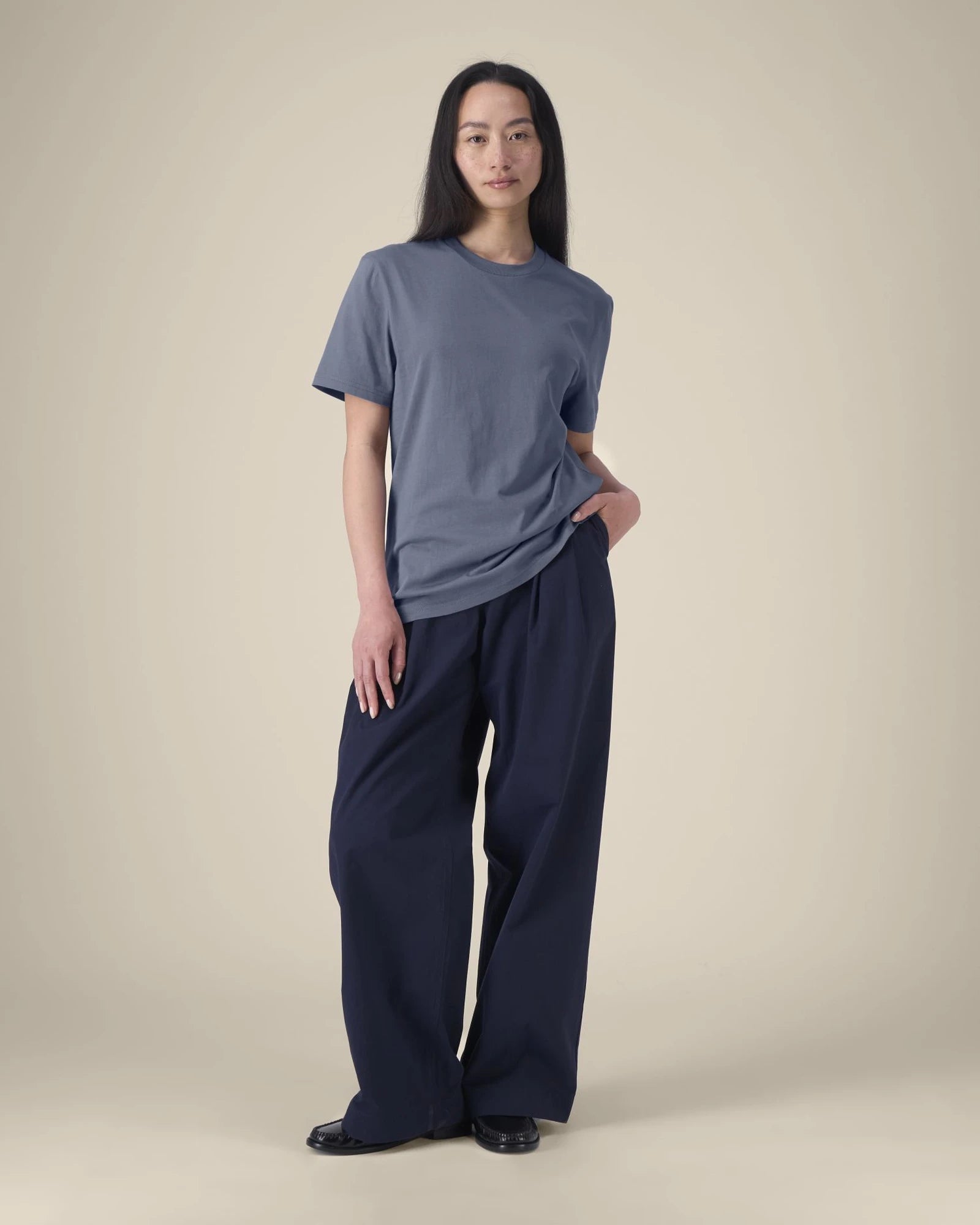 T-shirt Stanley/Stella om te personaliseren - Blauwgrijs