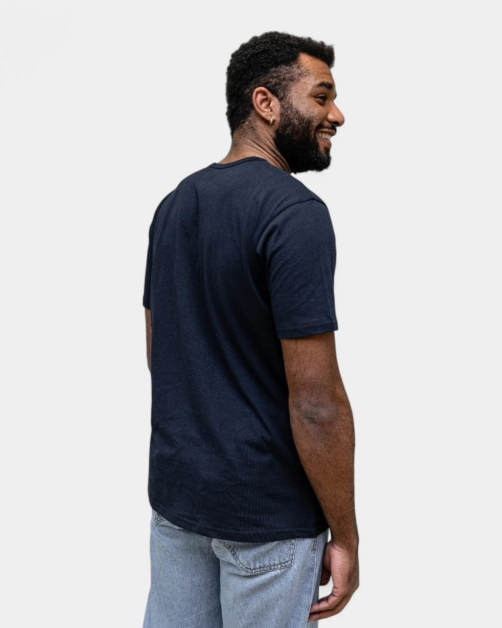 Milieuvriendelijk herenT-shirt om te personaliseren - 6