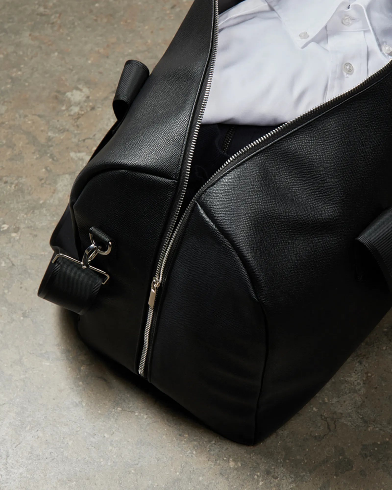 Weekendtas gerecycled PU Vinga Bermond om te personaliseren - 10